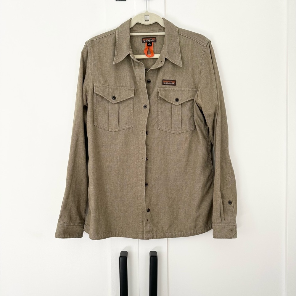 Patagonia Women’s Olive Green Button-Down Shirt